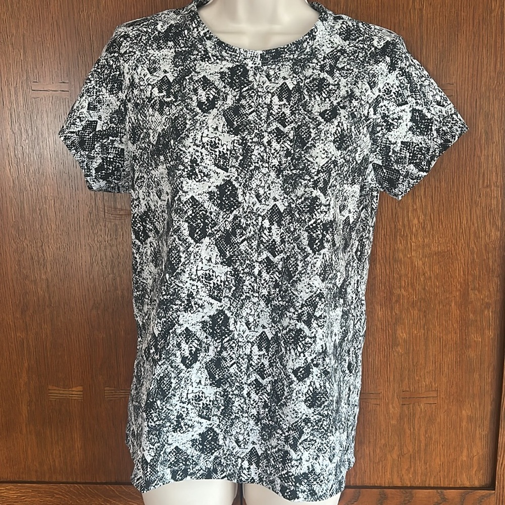 Rag & Bone Snakeskin Print Organic Cotton T-Shirt – Black/White – Size L/G ✨